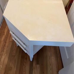 Corner Table With Drawers 