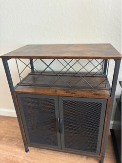 Kitchen/liquor cabinet organizer with wine rack