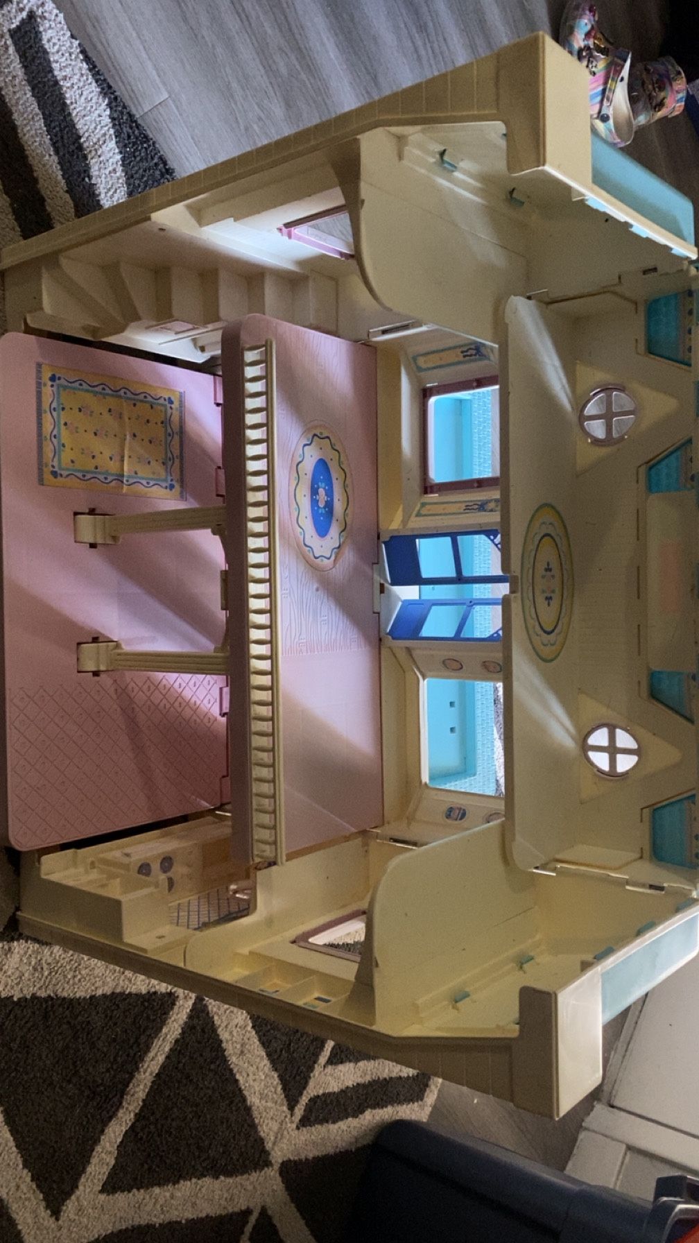doll house