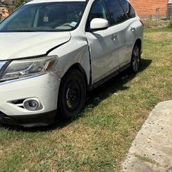 2016 Nissan Pathfinder