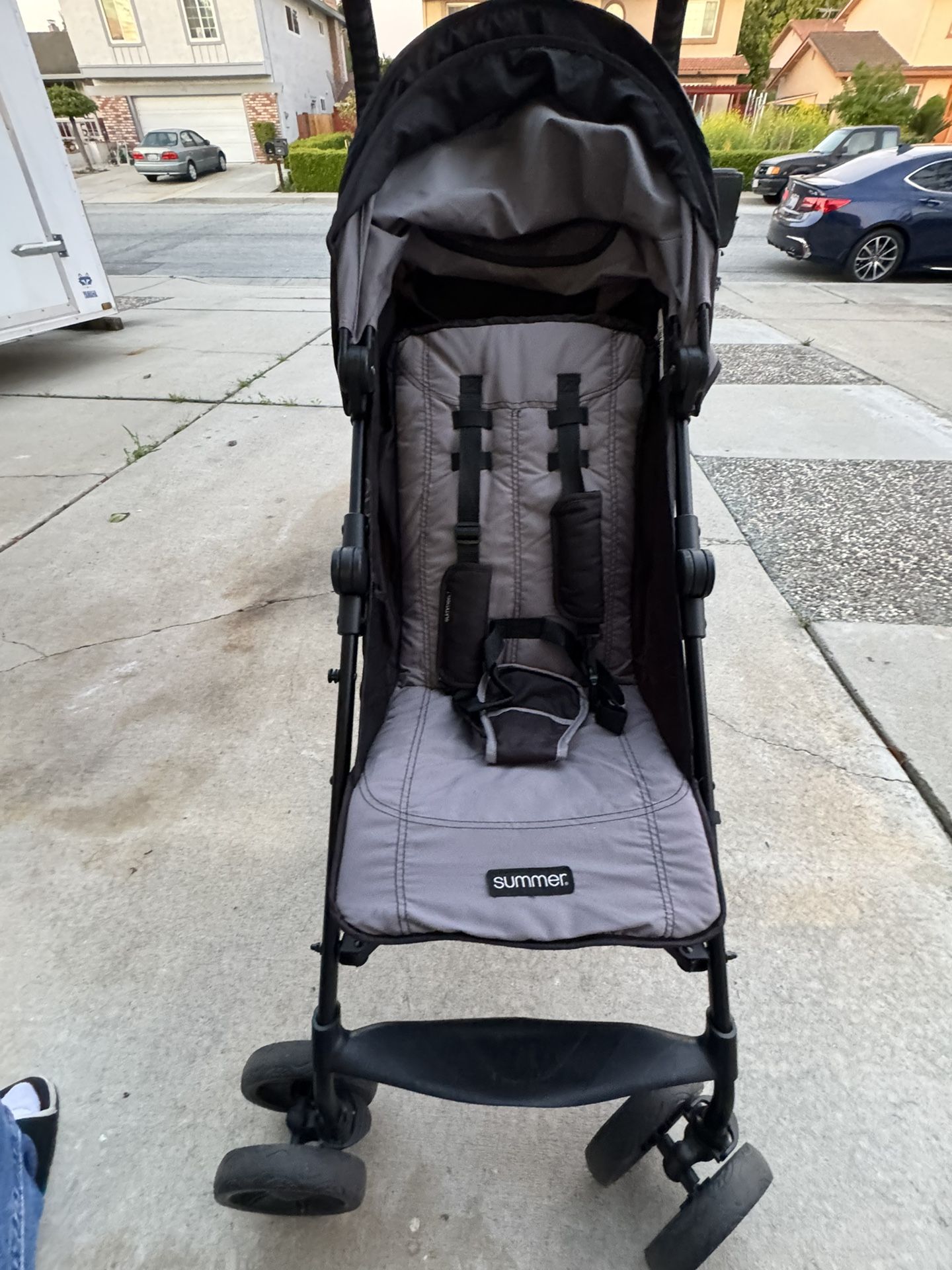 Smaller Brand- Single Stroller