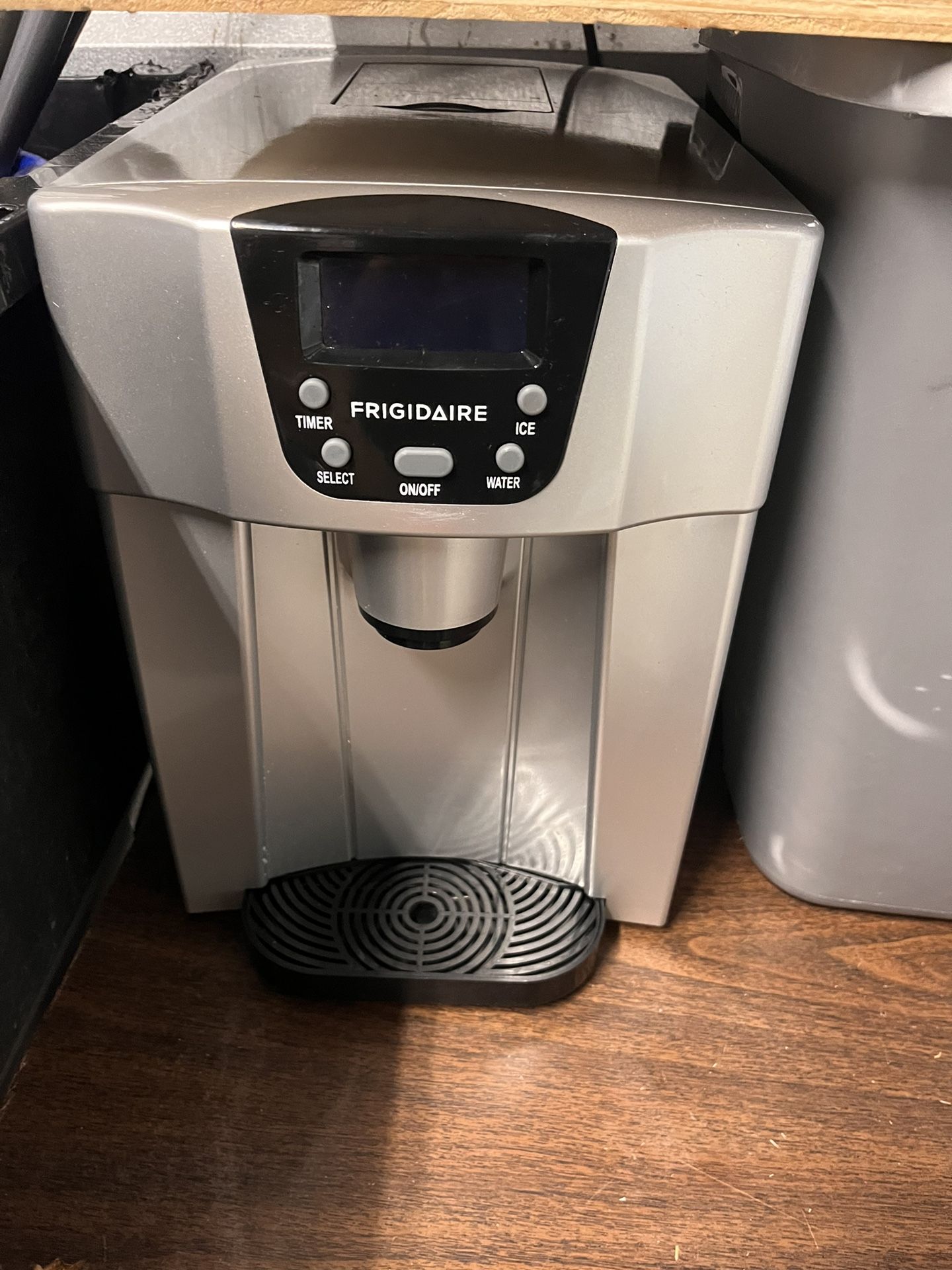 Ice Maker
