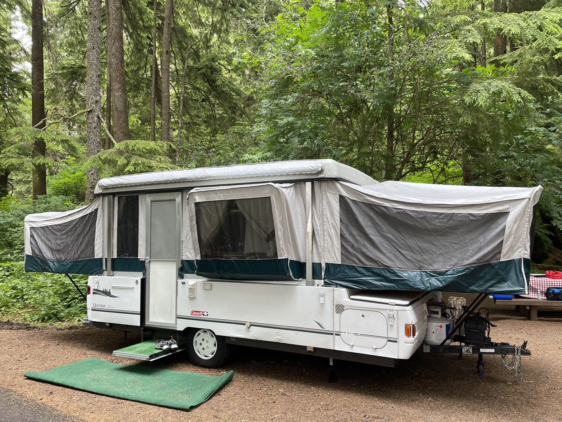 2001 Coleman Fleetwood Pop Up Trailer 