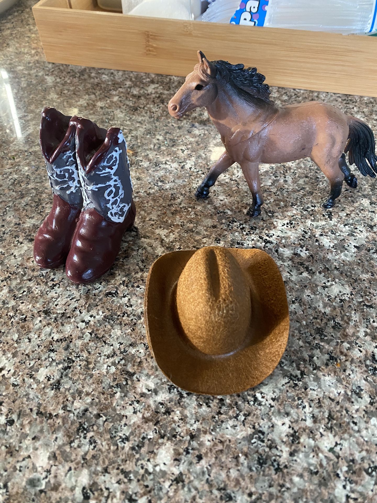 Cowboy Party Decorations And Cake Toppers
