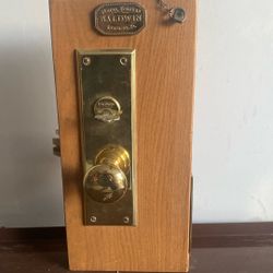 Baldwin door handle One key