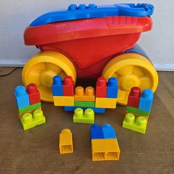 Lego MEGA BLOKS Scooping Wagon with Storage (24 Pieces) for Toddlers