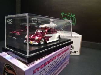 HOT WHEELS