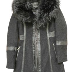 Guess Coat / jacket. Small