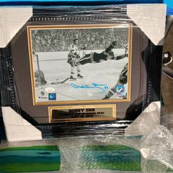 BOBBY ORR THE GOAL AUTOGRAPHED 8X10 FRAMED PHOTO BOSTON BRUINS 1970 STANLEY CUP