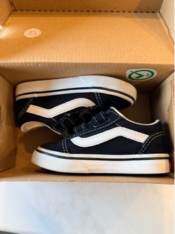 Vans old skool toddler size 7
