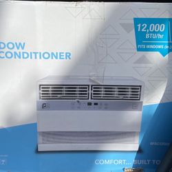 Perfect Aire 12,000 BTU Window Air Conditioner Good Condition 