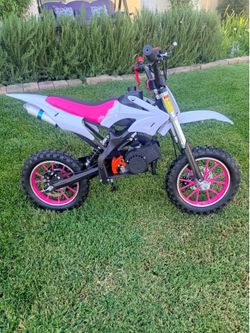 49cc 2 stroke gas mini dirt bike for kids ages 4-10,28 mph