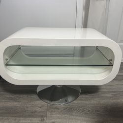 Decorative Swivel Accent Shelf 