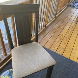 Four Free chairs for pickup