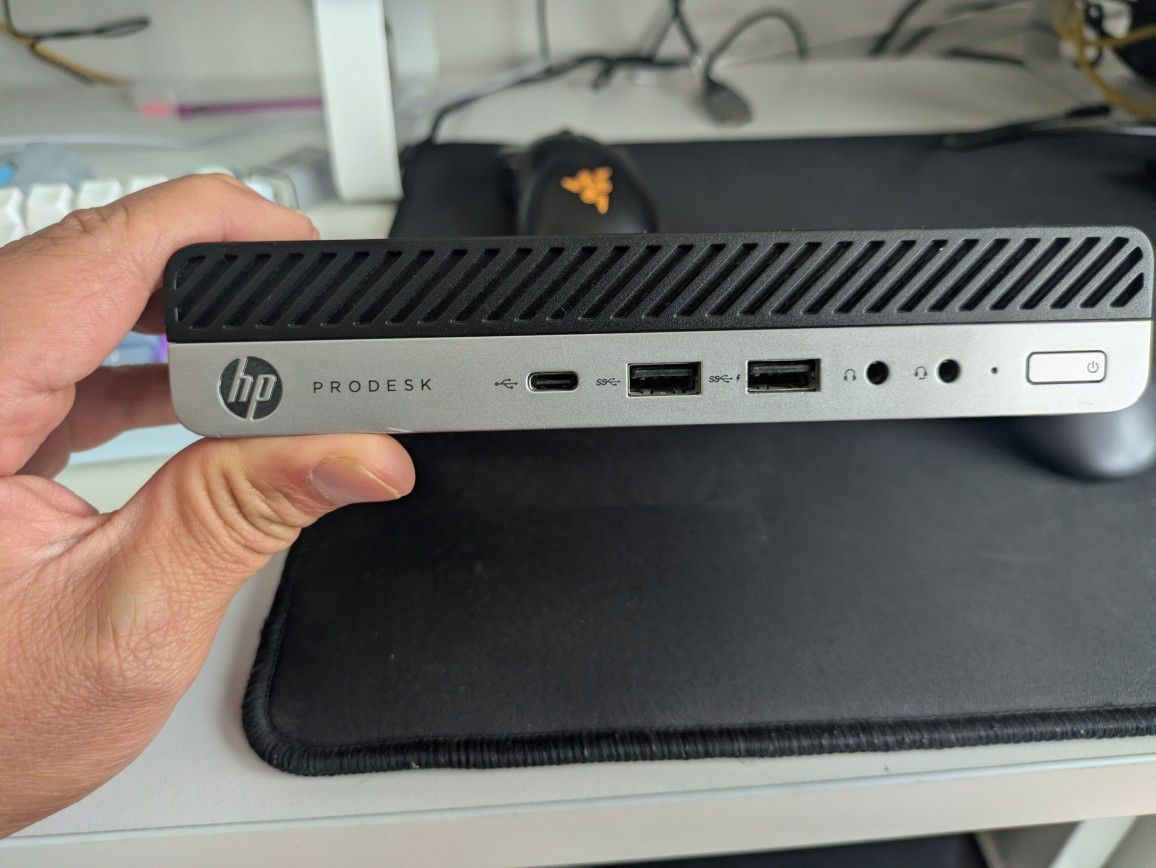 HP Prodesk 600 G3+ 22 inch Acer Monitor