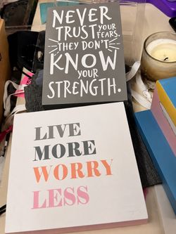 Set of 2 Motivational Quote Signs