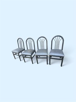 Chairs. Buen estado. Bien masisas. Pick up.