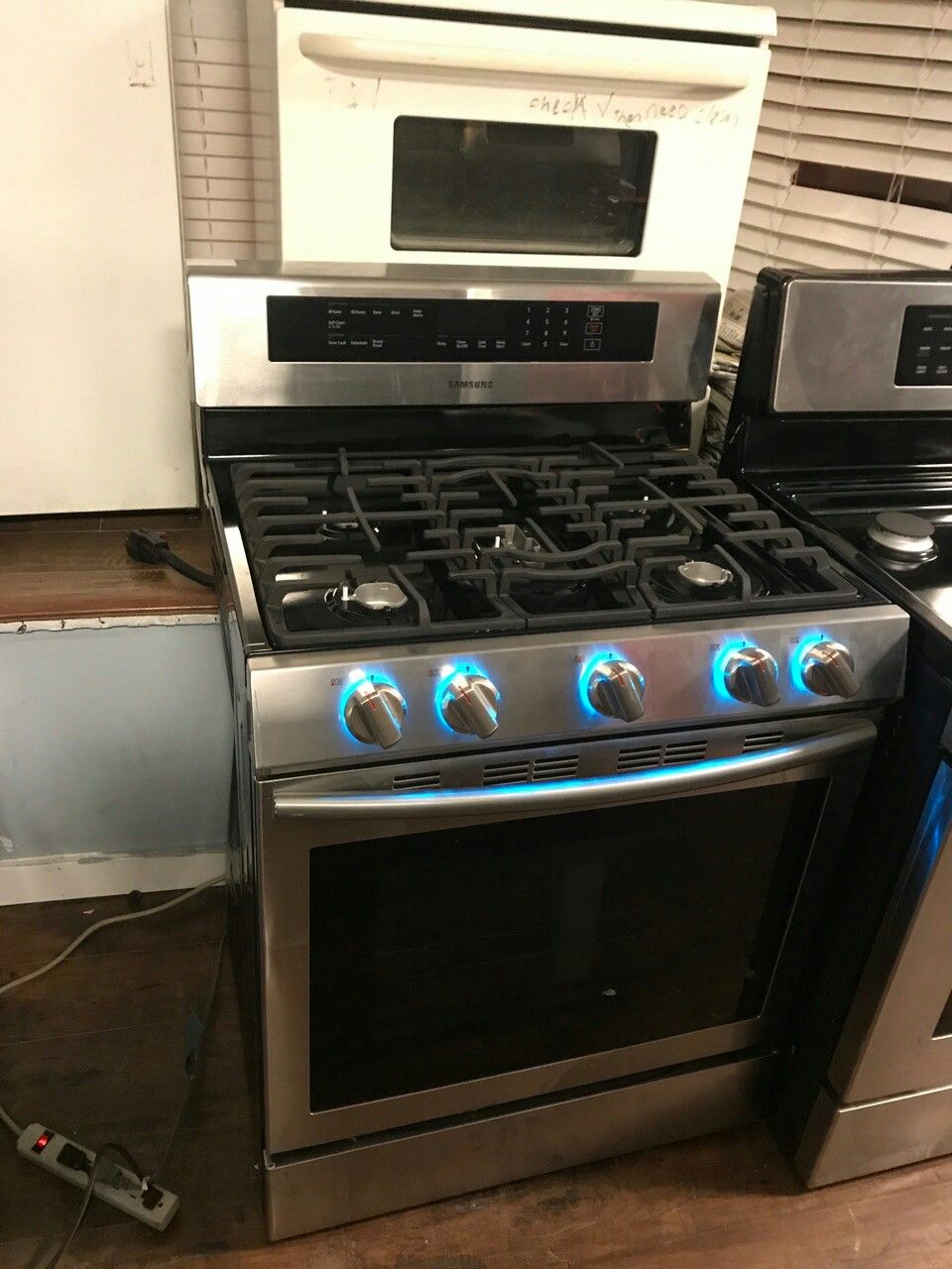 "NEW stainless Samsung gas range