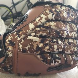 Adidas Youth Baseball Glove 10.5  RH Glove 