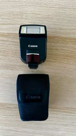 Canon 220 EX Flash