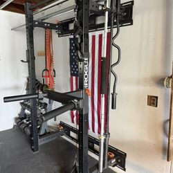 Gym equipment 