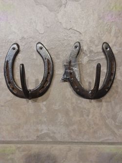Wall Hangers, Horseshoes and Screws