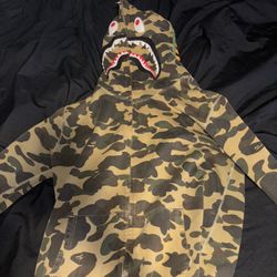 Bape Camo Shark head 