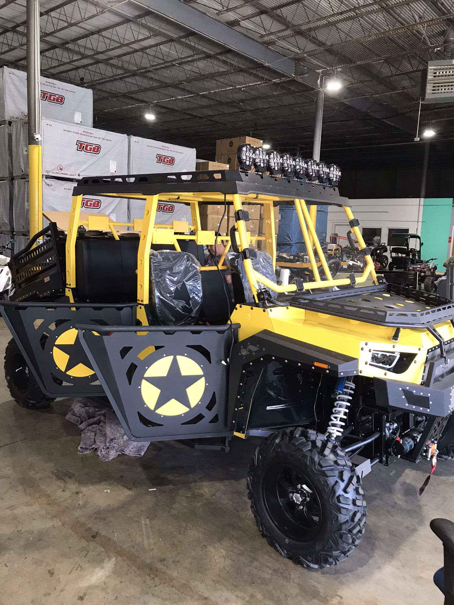 1000cc Beast UTV Side By Side . 4x4 Fuel Injected 