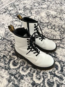 Girls Dr. Martens 1460 White Leather Boots
