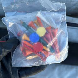 Golf Balls Bag And Cues