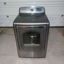 Samsung Gas Dryer With  Steam Function Excellent Working Condition