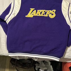 WOMENS PURPLE AND PEARL JACKET SIZE LARGE(14-16)