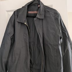 New Men Casual Black Light Jacket. Size L. $39obo