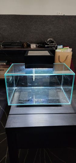 Fluval Edge 6 Gallon aquarium