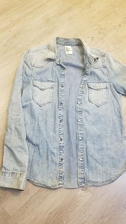 H&M denim jacket size M