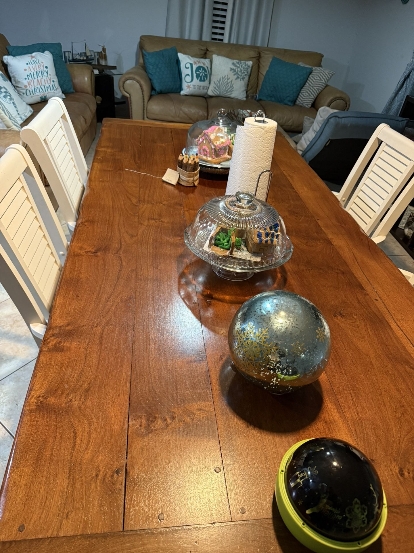 Wood Table With Chairs