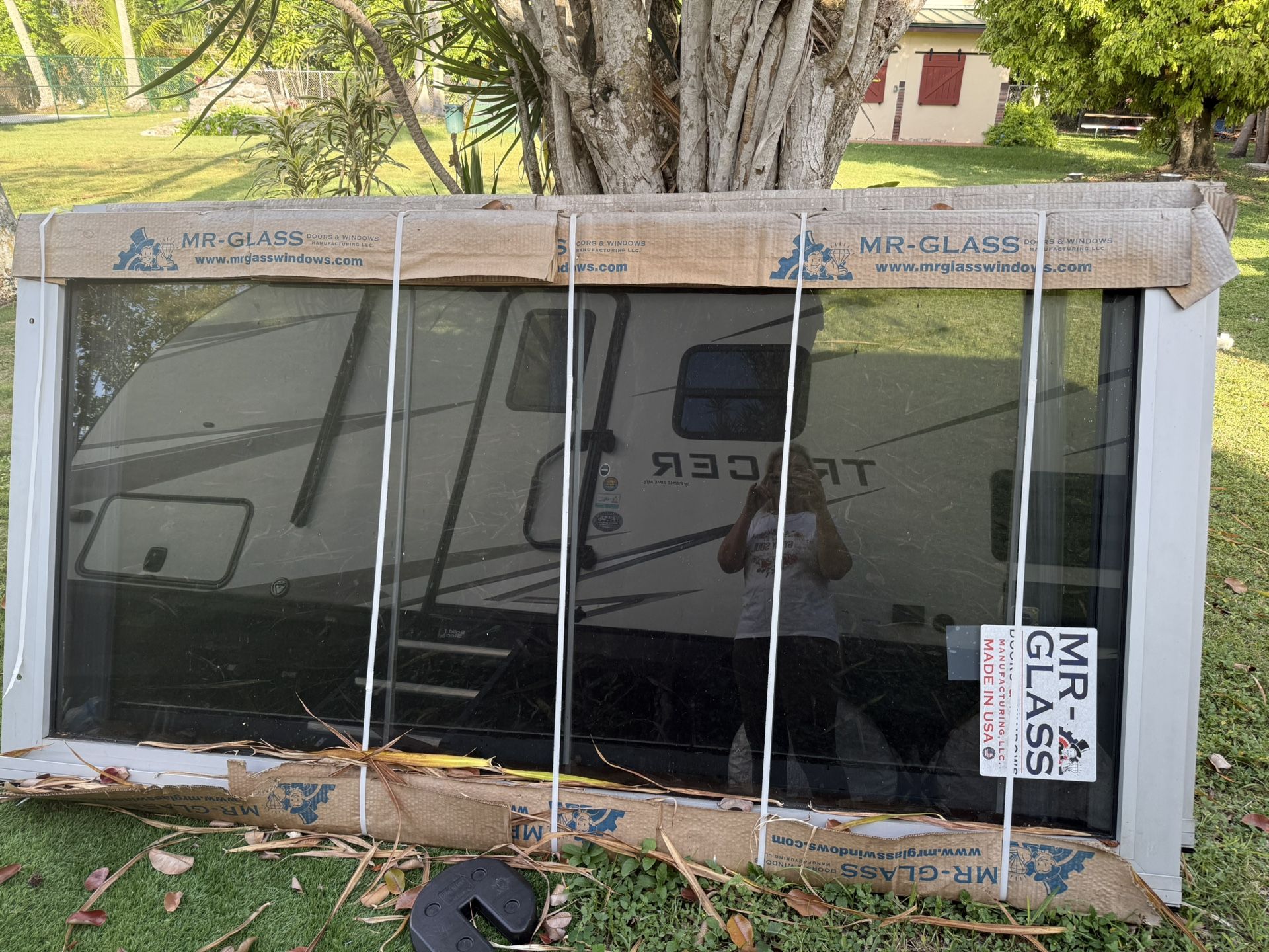 Ventana MR. GLASS nueva 72x96 – $500 o mejor oferta