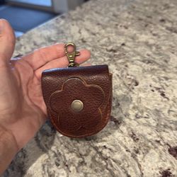 Portland leather petunia pouch