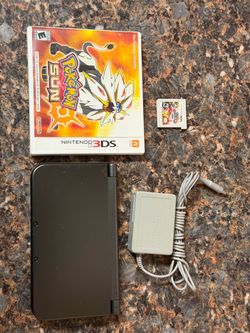 Nintendo 3dsxl, Pokemon sun 3ds and smash bros 3ds.