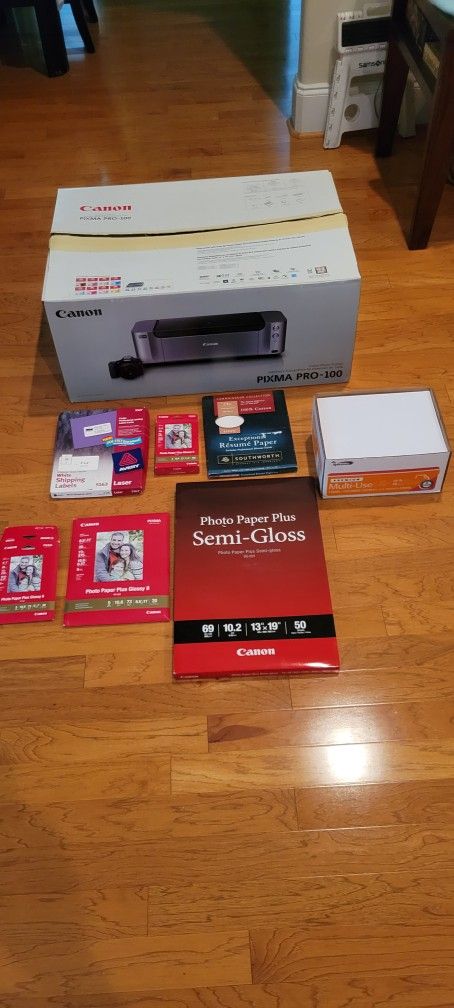 Canon PIXMA PRO-100 Inkjet Color Digital Photo Printer Like New W/Free Paper Stock