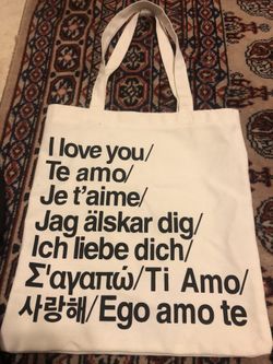 Tote bag