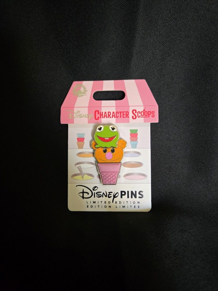 Disney Pin Character Scoops Muppets LE 4000