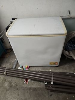 White Chest Freezer