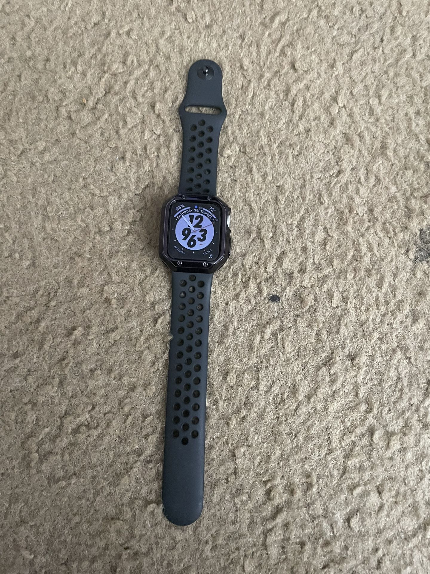 Apple Watch SE 40mm Nike