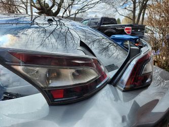 7th Gen Maxima Tailights 