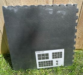 New- 6 piece foam mat