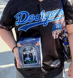 Día de los Dodgers 2026 first ever Catrín and Catrina Día de los muertos dúo