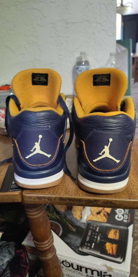 Joan 4 Retro Midnight Navy And Gold