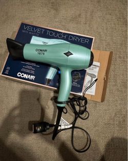Hair dryer