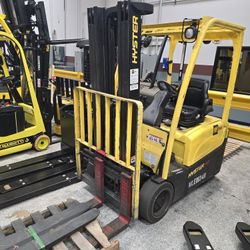 Hyster J40 Electric 4k Lb. Capacity Forklift 